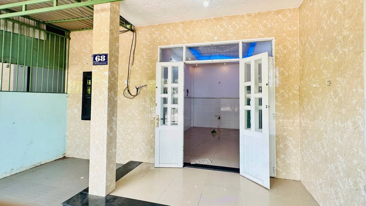 Bán đất mặt tiền Nguyễn Hữu Huân Bà Rịa 114m2 giá 3 tỷ 450 - Ảnh thu nhỏ 3