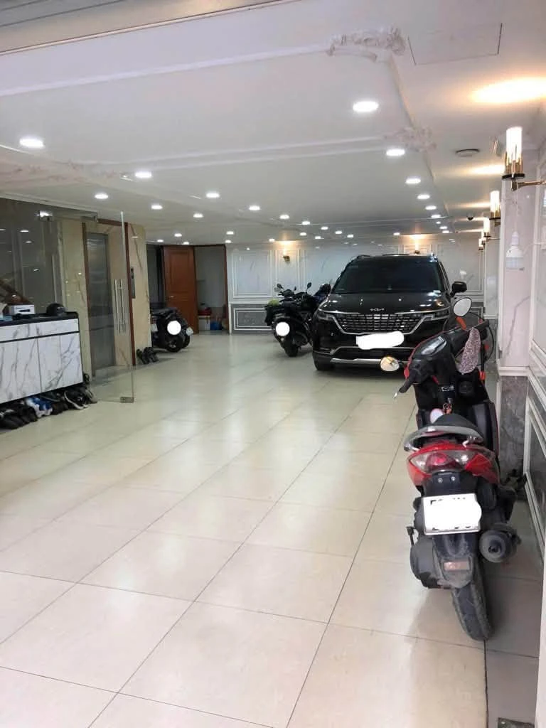 Bán biệt thự hầm 4 tầng hồ bơi thang máy, DTSD 720m2, giá 46 tỷ, Thủ Đức - Ảnh 1