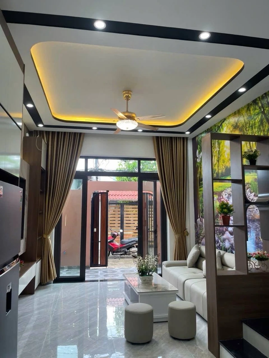 Bán nhà 3 tầng 170m2, 3 phòng ngủ Phạm Như Xương Đà Nẵng 4.75 tỷ - Ảnh 1