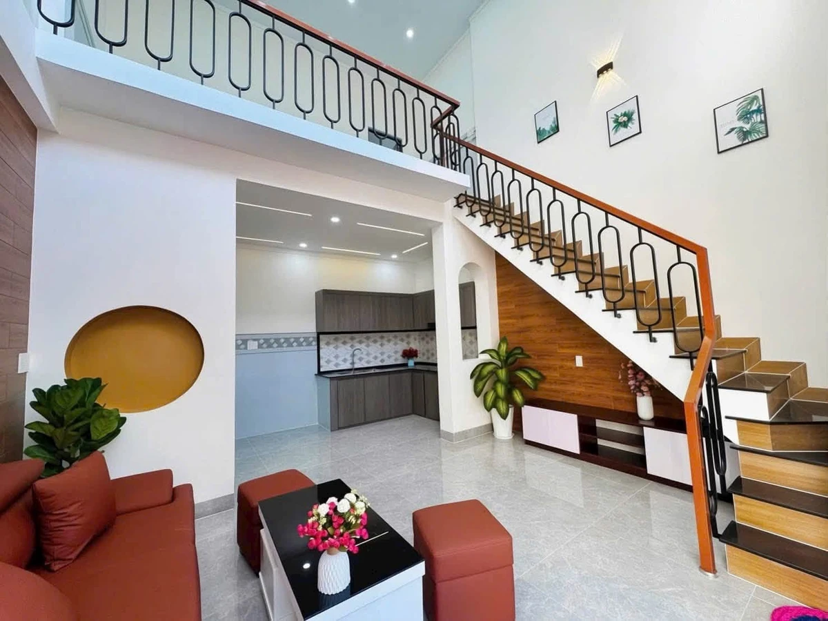 Bán nhà lầu hiện đại 60m² Phạm Hùng Tây Ninh 1.5 tỷ - Ảnh thu nhỏ 3