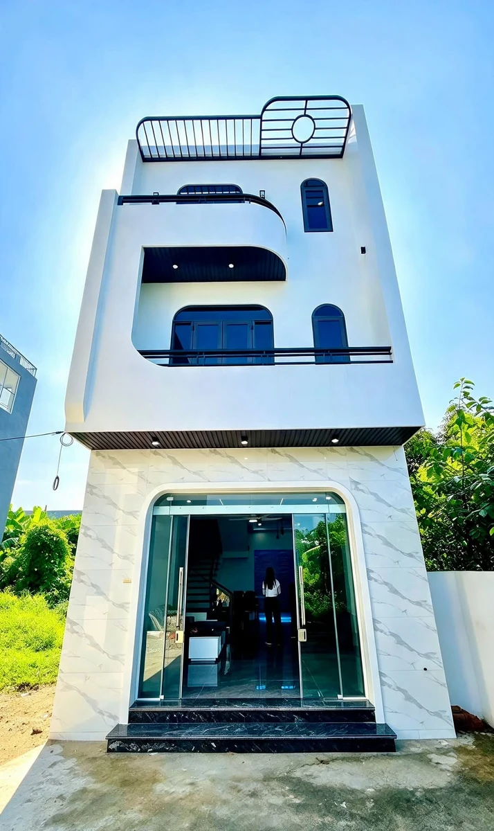 Bán nhà 3 tầng 51m² gần chợ Minh Kha Bình Tân 2,1 tỷ - Ảnh 1