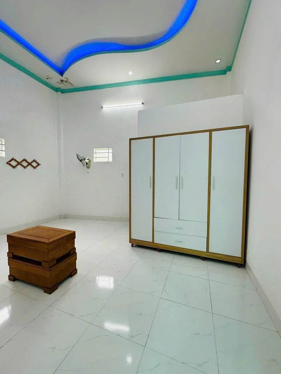 Bán nhà cấp 4 mới hẻm 37 Phùng Hưng, Buôn Ma Thuột, 50m2, 2PN 2WC, giá 2,95 tỷ - Ảnh thu nhỏ 3
