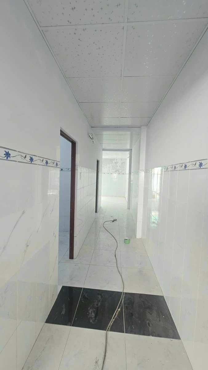 Bán nhà bê tông 100m² 2 phòng Đức Hoà Đông 1 tỷ 350 - Ảnh thu nhỏ 3