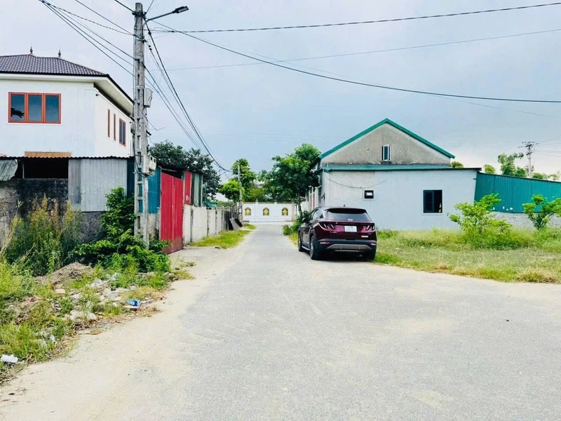 Bán villa sân vườn 250m² 4 phòng ngủ Xã Phước Lý Tây Ninh 0310tldl
