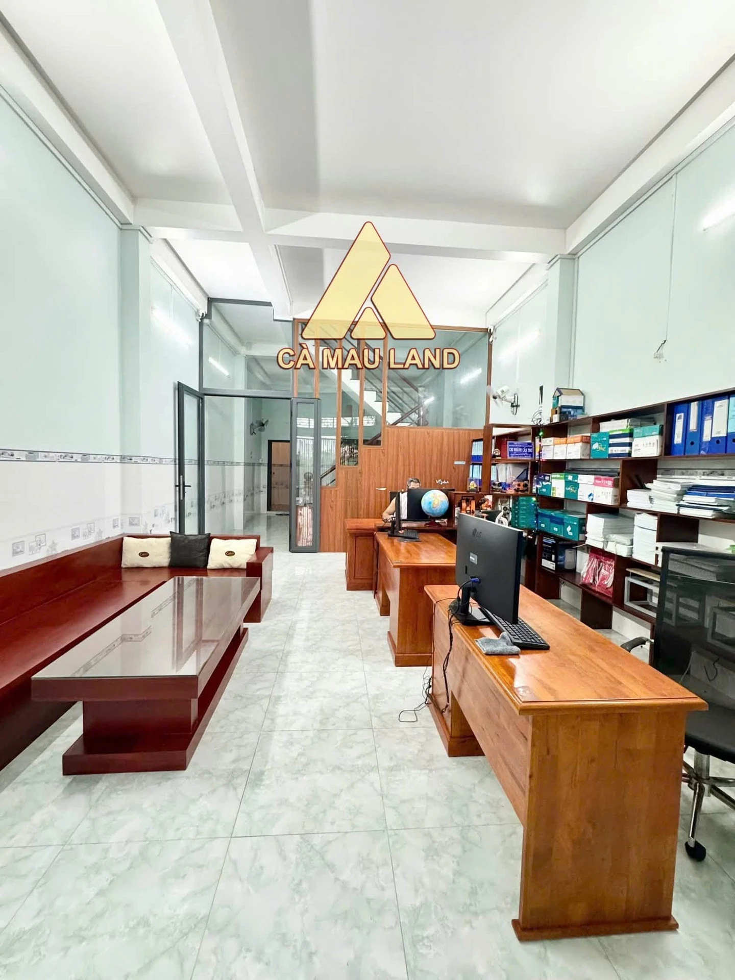 Nhà bán 3 tầng mặt tiền Licogi 100m² An Xuyên - Ảnh 1
