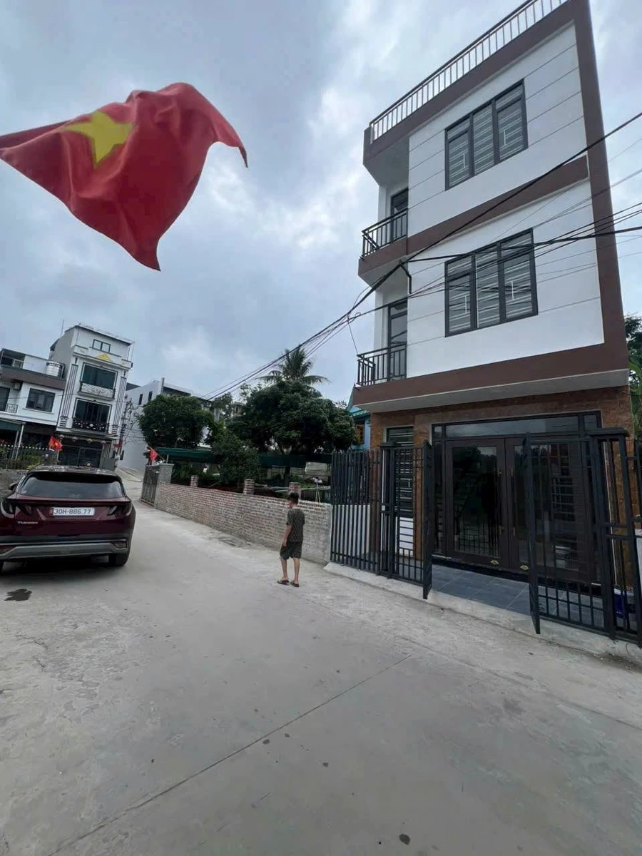 Bán nhà 3,5 tầng 52.3m2, 4 phòng ngủ, Hà Lầm Thông, Hóc Môn - Ảnh 1