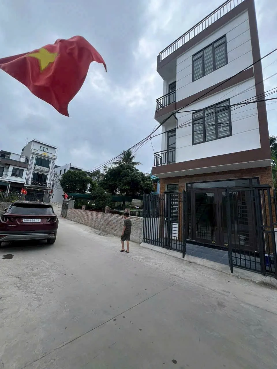 Bán nhà 3,5 tầng 52.3m2, 4 phòng ngủ, Hà Lầm Thông, Hóc Môn - Ảnh 1