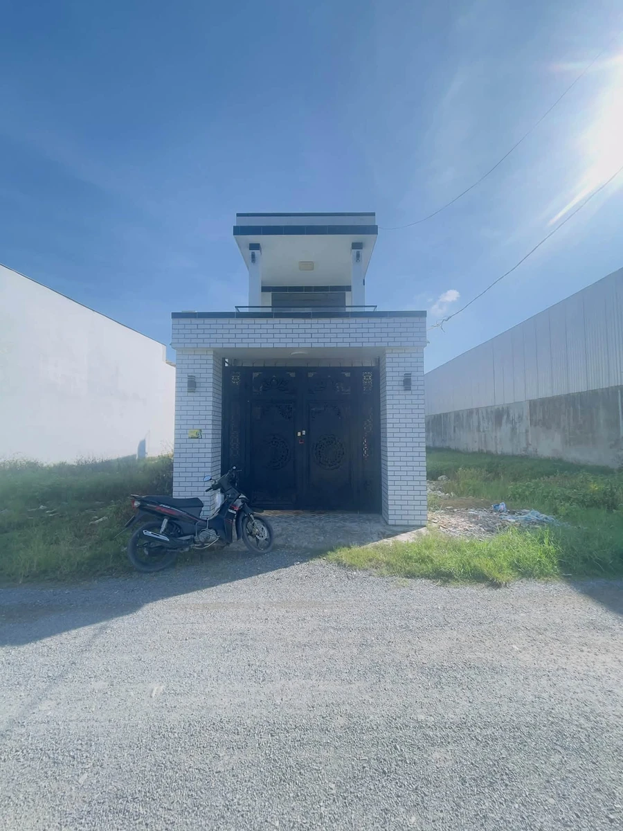 Bán nhà 1 trệt 1 lầu 100m² Đức Hoà 2 tỷ 150 triệu - Ảnh thu nhỏ 3