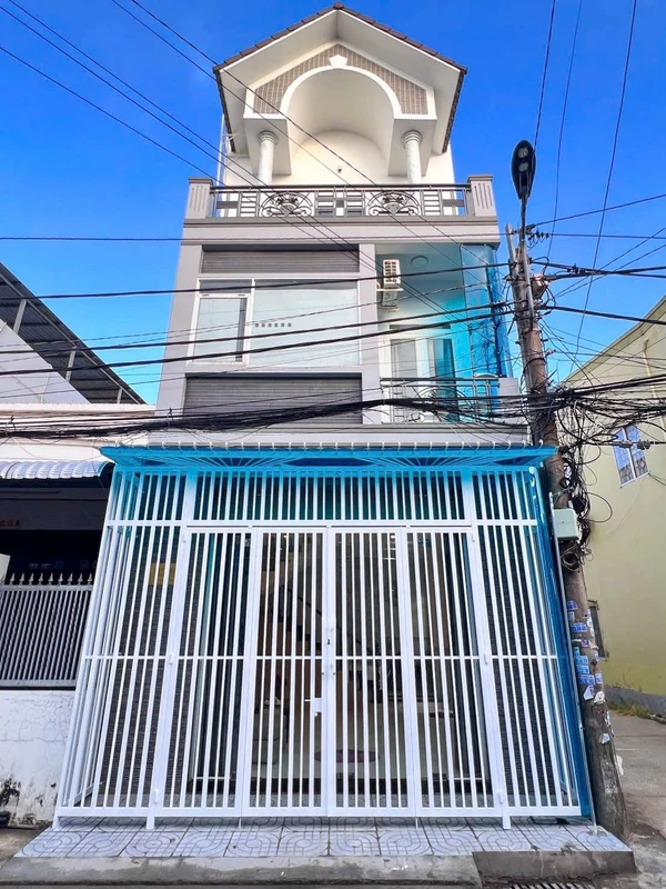 Bán nhà 1 trệt 2 lầu 4PN góc 2 mặt tiền Cần Thơ