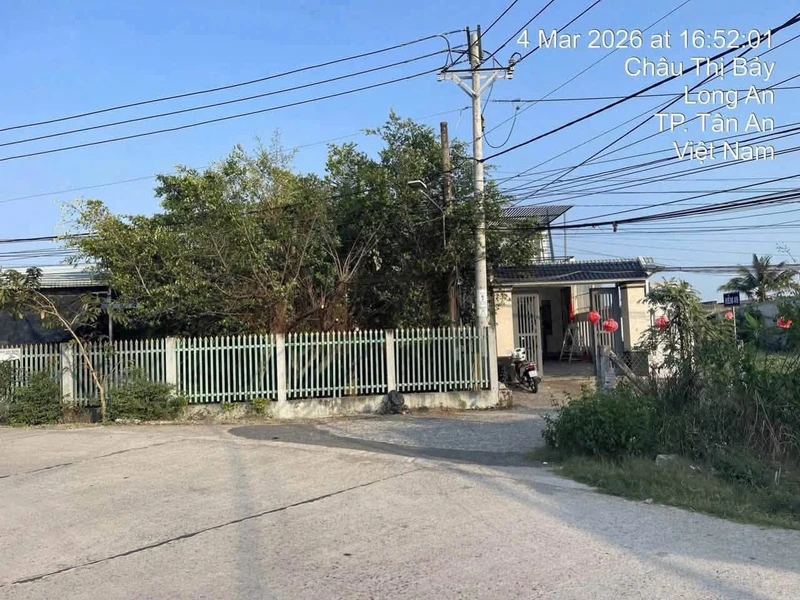 Bán nhà 1 trệt 1 lầu mặt tiền 310m² Tân An Long An giá 3.3 tỷ