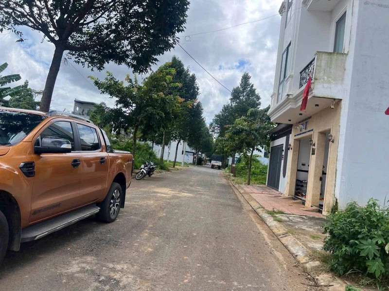 Bán đất mặt tiền Long Khê Tây Ninh 299m2 thổ cư 100% 3821m