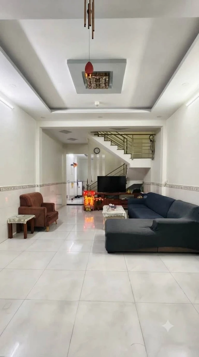 Bán nhà hẻm xe hơi 5x15m cuối đường Nguyễn Sơn, Tân Phú, giá hơn 5 tỷ - Ảnh thu nhỏ 2