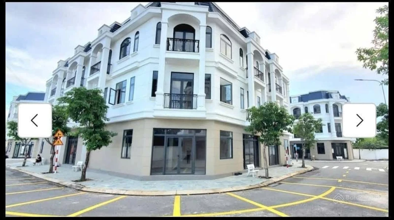 Bán Shophouse Phước Điền Midtown 62m², 4 phòng 5 WC, 4 tỷ
