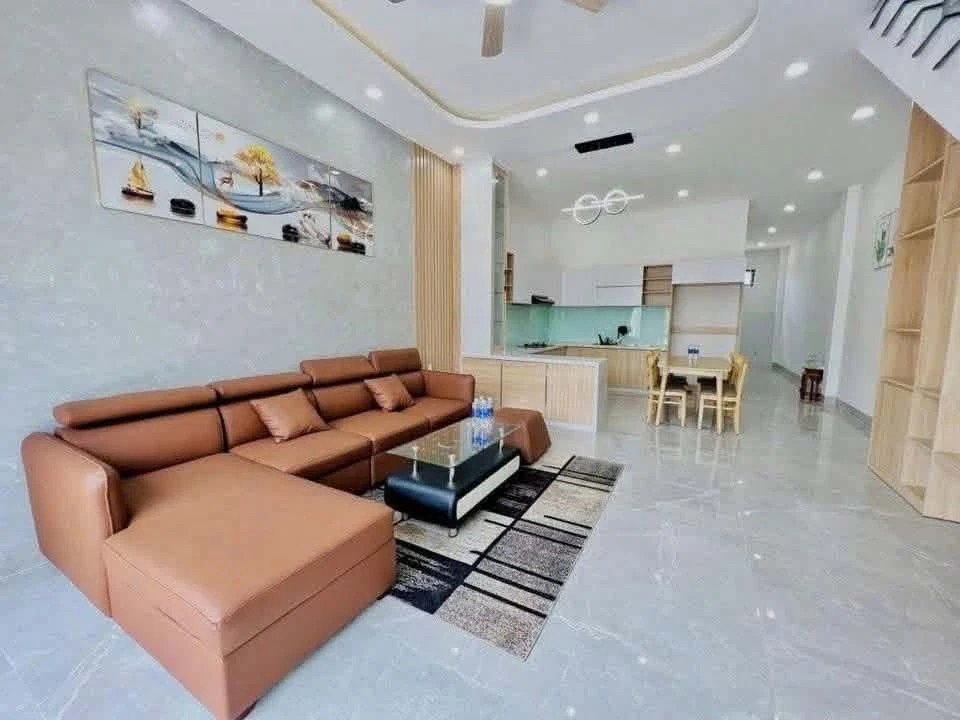 Bán nhà lầu mặt tiền Hương Lộ 15, 90m², 1 tỷ 690 - Ảnh thu nhỏ 2