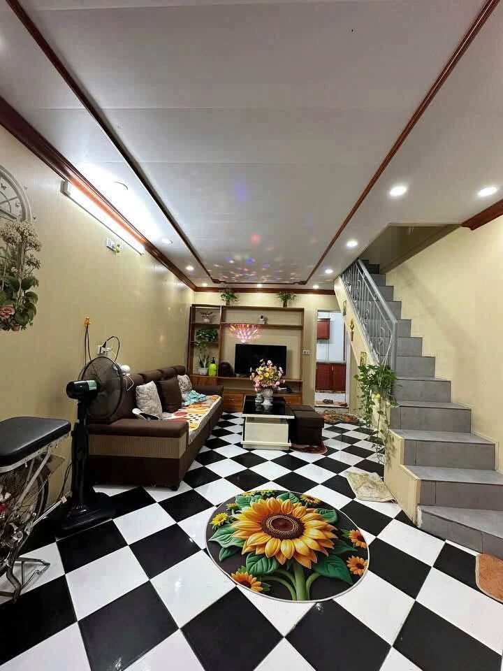 Bán nhà 40m2, 3PN mặt tiền 4m gần Chợ Lớn Bùi Thị Cúc 1,45 tỷ - Ảnh thu nhỏ 2