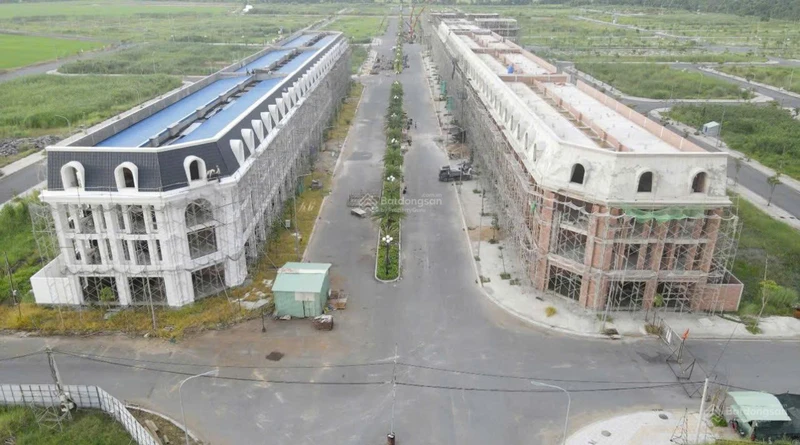 Tìm nhà đầu tư mua sỹ đất nền Dic Victory Hậu Giang, giá tốt, nhanh tay chốt ngay. LH: 0909 271 ***