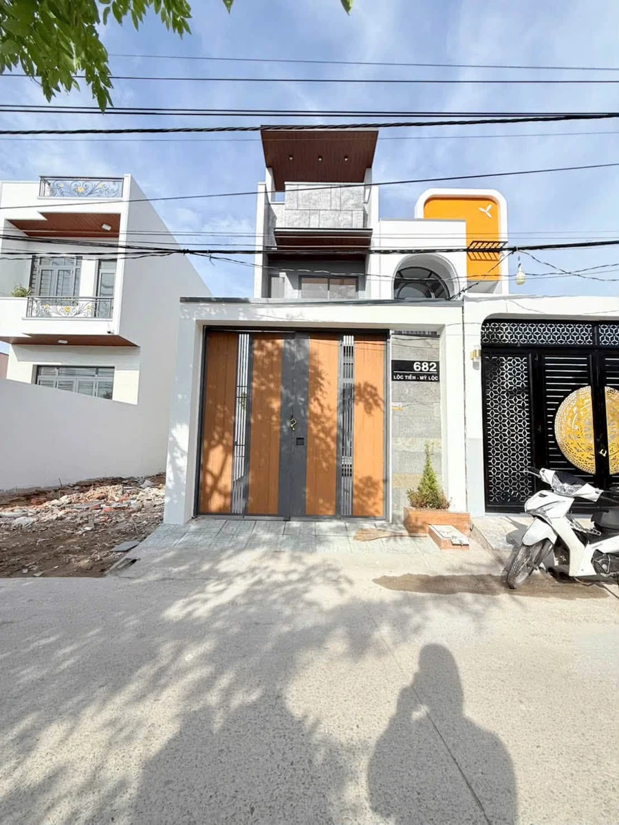 Bán nhà 1 trệt 1 lửng Mỹ Lộc 131m2, 2,799 tỷ - Ảnh 1