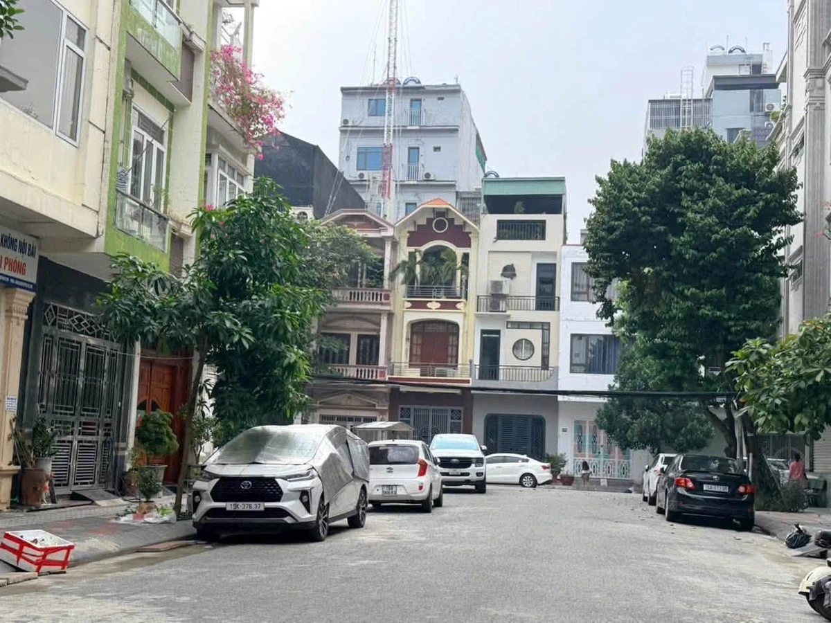 Bán nhà 3.5 tầng 60m2 Lê Hồng Phòng Quận 1, giá 7.2 tỷ - Ảnh thu nhỏ 2