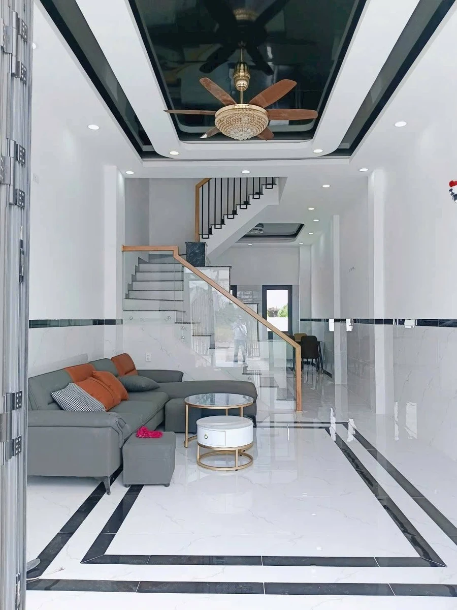 Bán nhà phố 3 tầng 74m² mặt tiền Nhà Bè 3.69 tỷ - Ảnh thu nhỏ 2