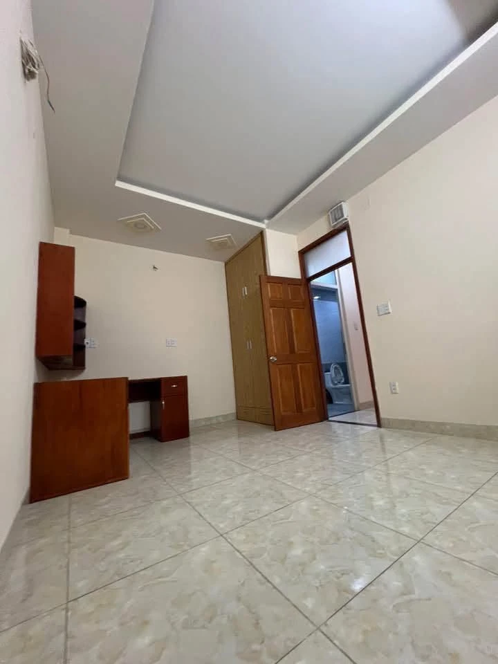 Bán nhà 5x12 4 tầng sân thượng Lê Trọng Tấn, Bình Tân, 60m², 6 tỷ - Ảnh thu nhỏ 4