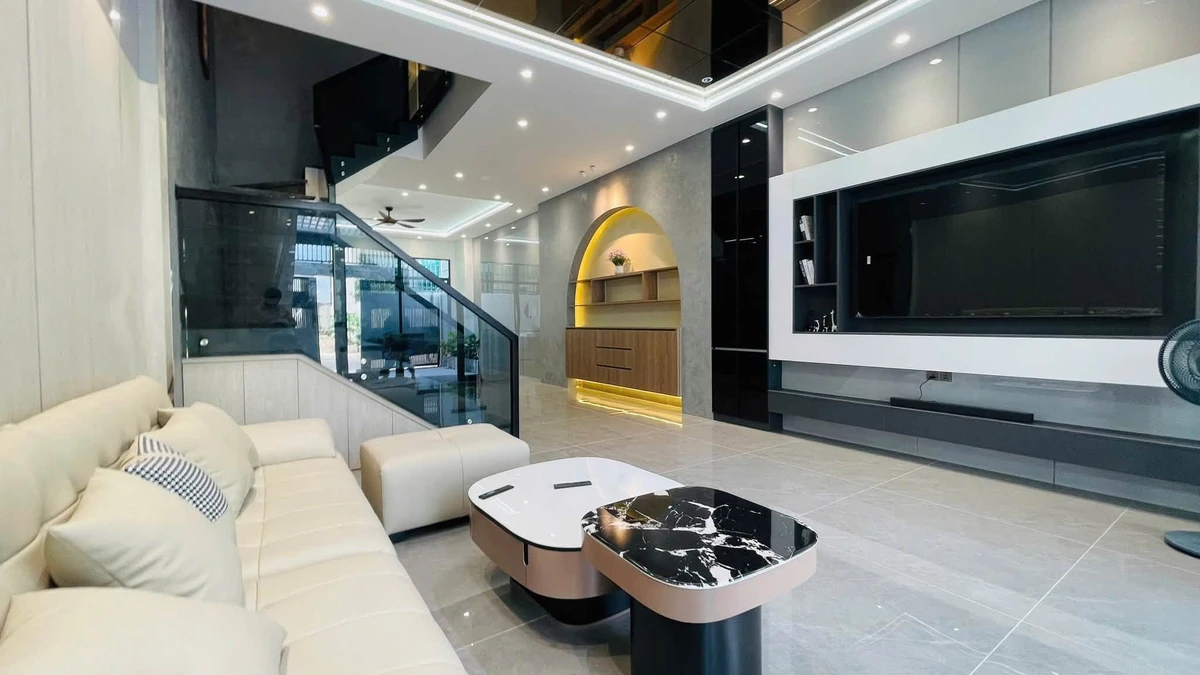 Bán nhà 3 tầng đường 47 Mỹ Gia Nha Trang 230m² 8.5 tỷ - Ảnh thu nhỏ 3