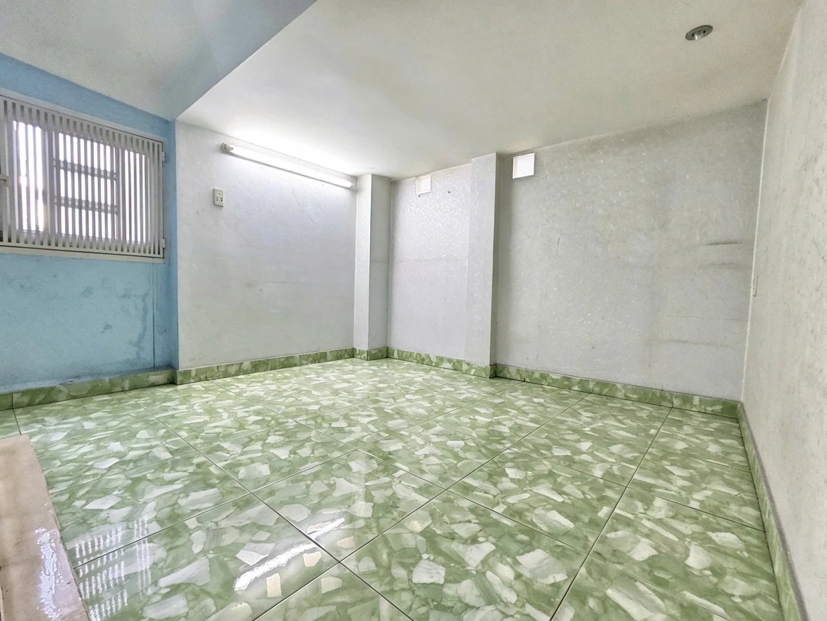 Nhà phố mặt tiền Xuân Hồng, Tân Bình, 135m2, 3 tầng, 6.5 tỷ - Ảnh thu nhỏ 3