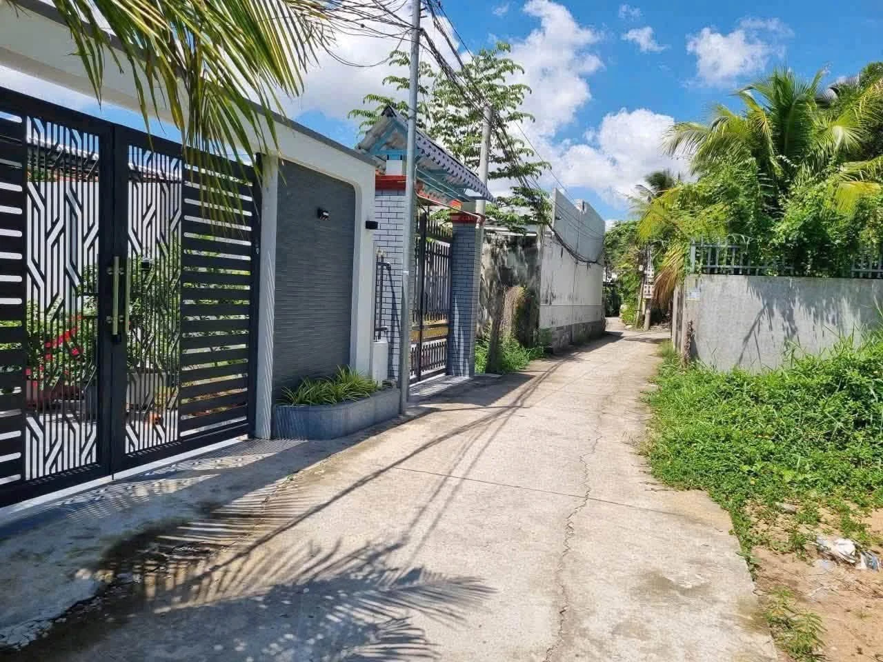 Bán nền đất liền kề 100m² Xã Phú Nhuận Bến Tre - Ảnh 1
