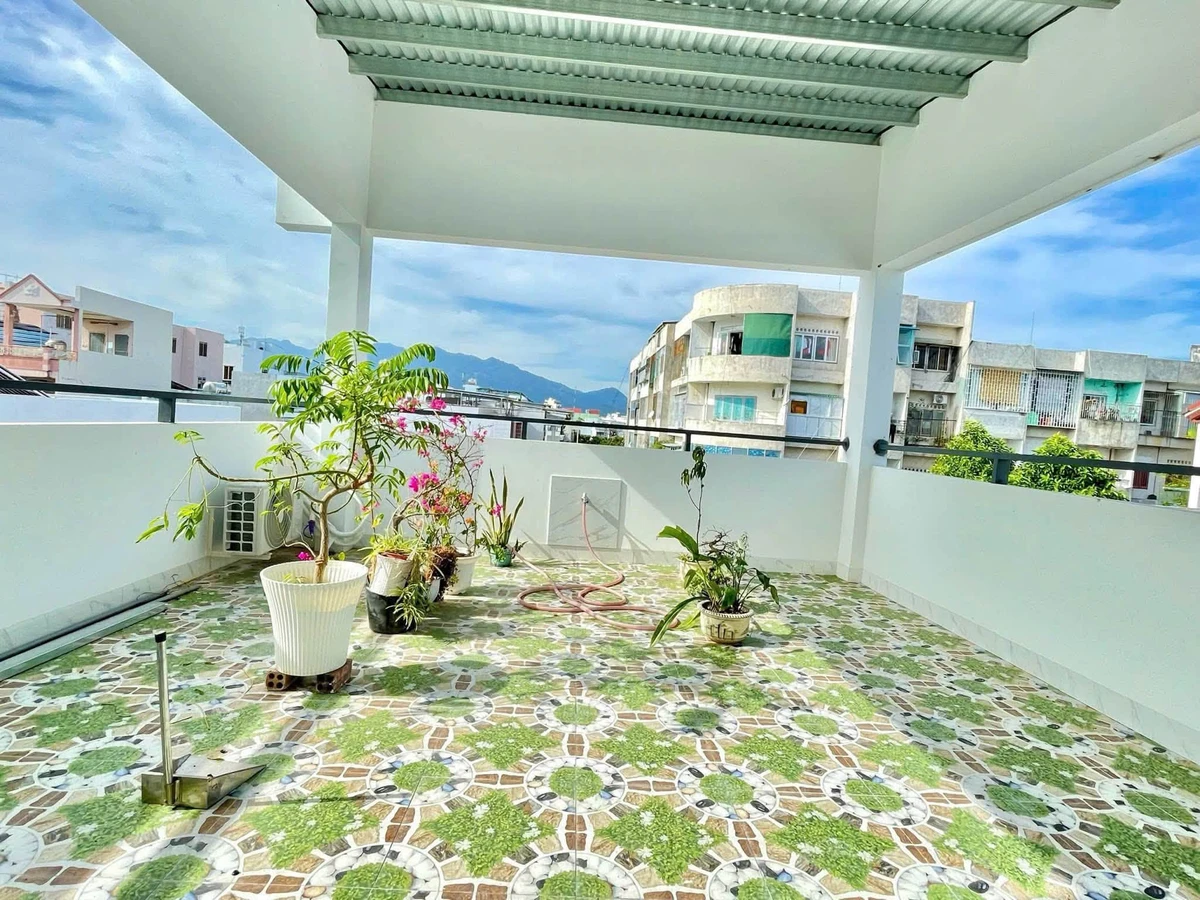 Bán nhà 3 tầng 233m² Nguyễn Hữu Huân Nha Trang 7,9 tỷ - Ảnh thu nhỏ 3