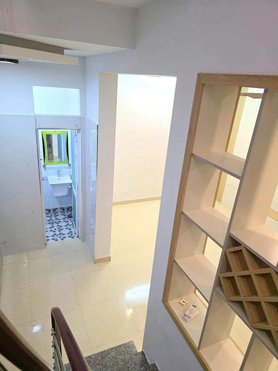 Bán nhà 3 tầng 40m² Nguyễn Tường Loan Quận 12 - Ảnh thu nhỏ 5