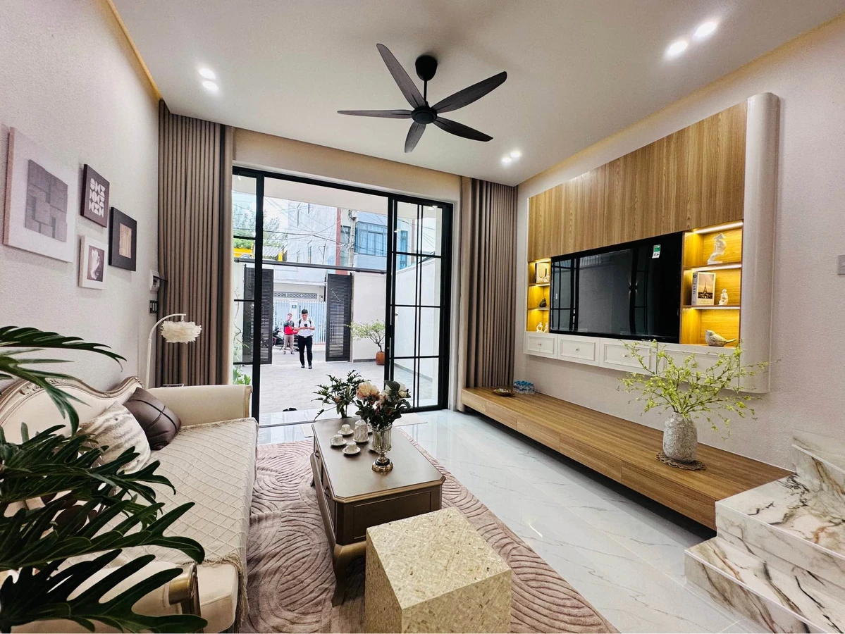 Bán nhà mặt tiền Xuân Diệu 256m2, 3 phòng ngủ, 8 tỷ 390 triệu - Ảnh thu nhỏ 4