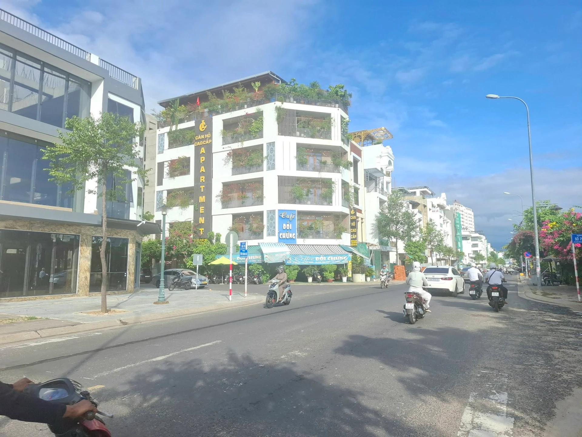 Bán shophouse 4 tầng 192m2 mặt tiền Thích Quảng Đức Nha Trang - Ảnh 1