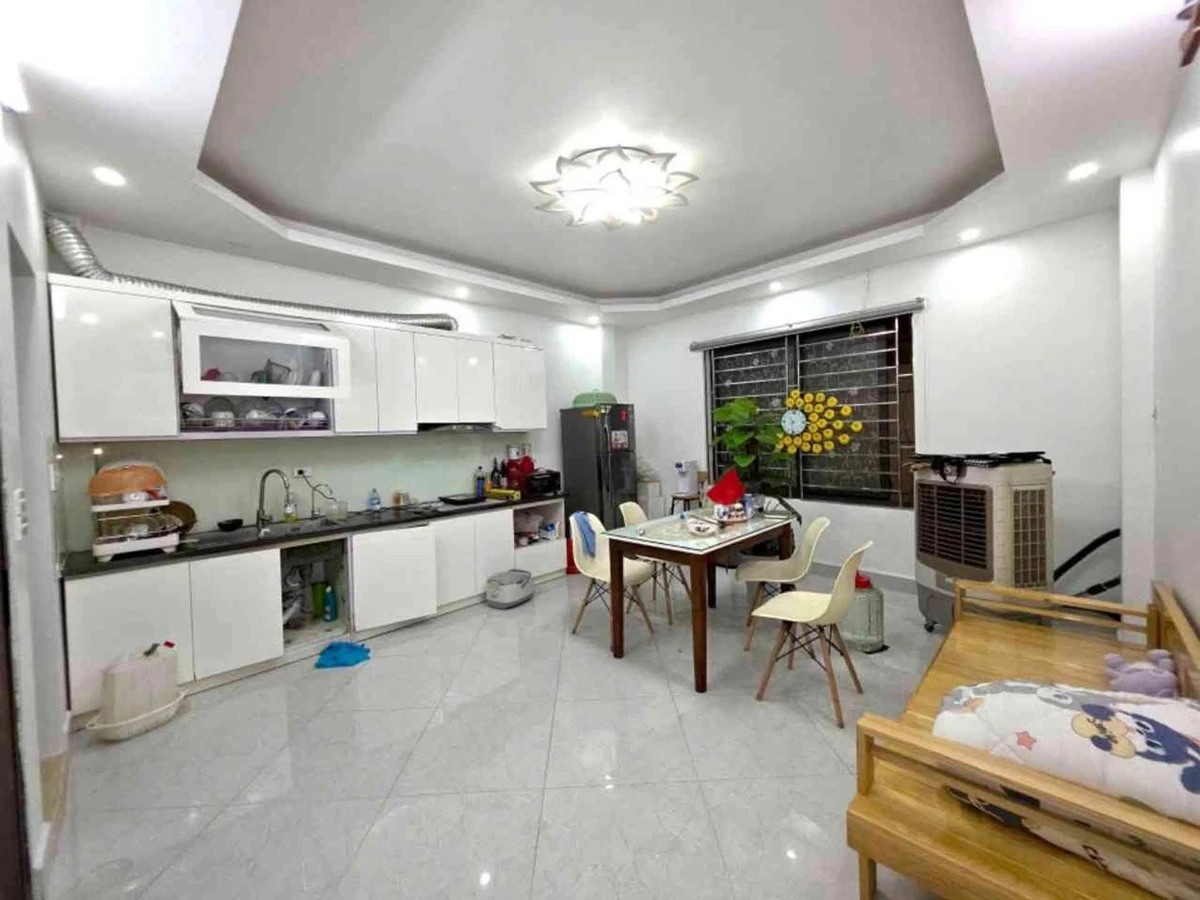 Bán nhà Kim Giang 6.3 tỷ, 30m, 5 tầng - Ảnh thu nhỏ 3