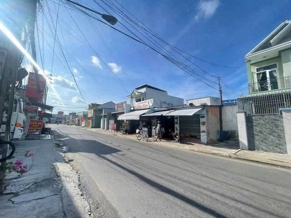 Bán nhà cấp 4 góc 2 mặt tiền 97,5m² Phan Thiết - Ảnh thu nhỏ 3