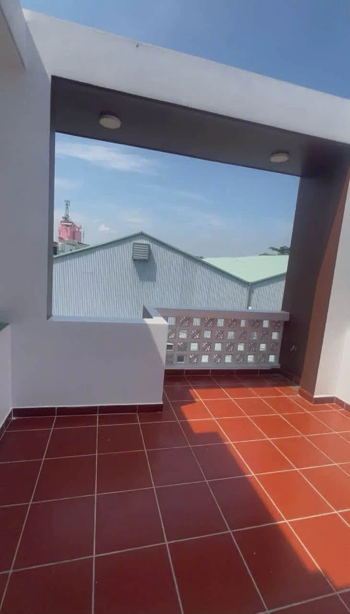Bán nhà 1 trệt 2 lầu 80m² 3PN gần mặt tiền Tô Ký, giá 5,8 tỷ - Ảnh thu nhỏ 4
