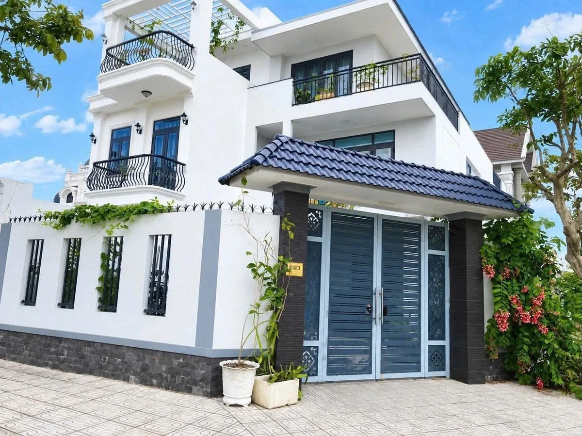 Nhà 3 tầng 205m² 5PN Khu Sao Mai 6.5 tỷ - Ảnh 1