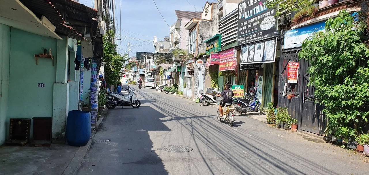 Bán 2 lô đất liền kề mặt tiền Dĩ An, 600m2, 22 tỷ - Ảnh 1