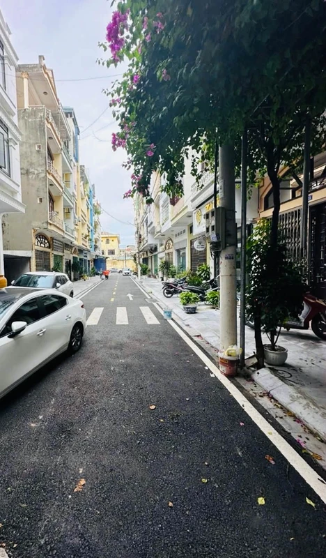 Bán nhà 3 tầng 45m² Cao Thắng Hạ Long