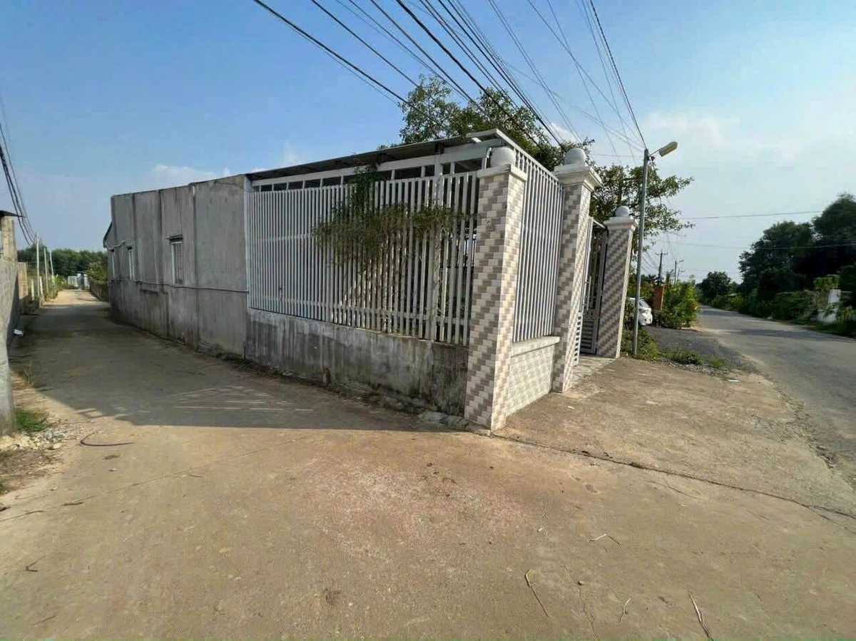 Nhà mặt tiền Long Chiến, 100m² thổ cư, 2 tỷ - Ảnh thu nhỏ 3