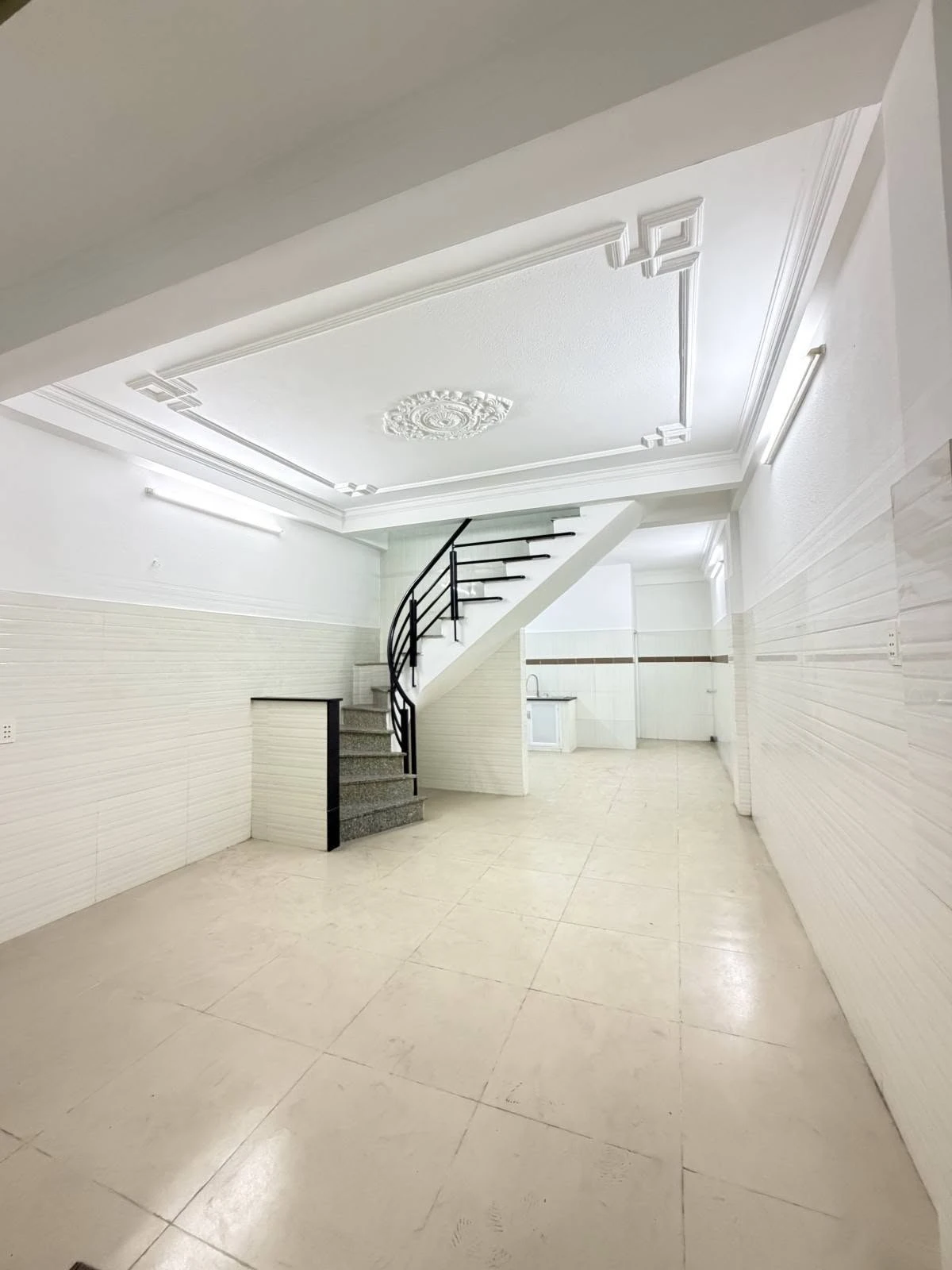 Bán nhà 2 tầng 46m² Phan Xích Long Phú Nhuận hơn 6 tỷ - Ảnh 1