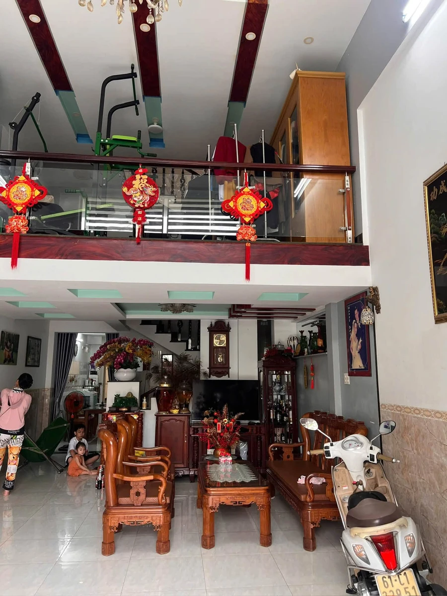 Bán nhà 1 trệt 2 lầu 90m² Phú Lợi 4.7 tỷ - Ảnh thu nhỏ 2