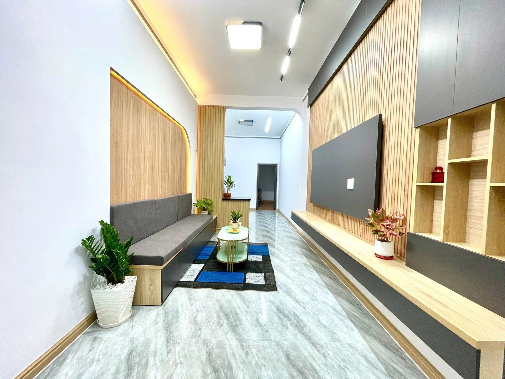 Bán nhà 2 phòng ngủ hẻm Hồ Tùng Mậu, Quận 12 - Ảnh 1