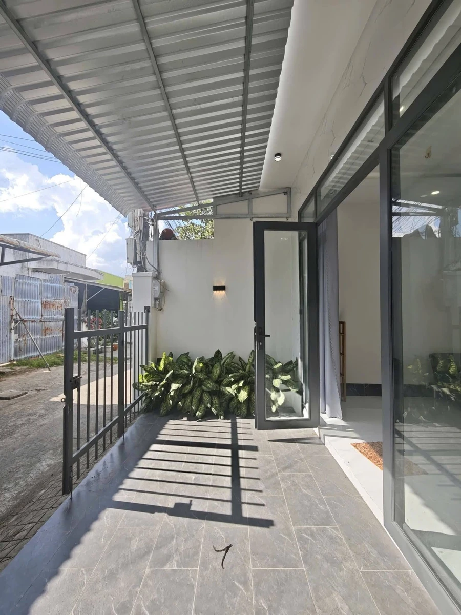 Bán nhà mặt tiền 85m² Rạch Giá An Giang 1 tỷ 350 - Ảnh 1