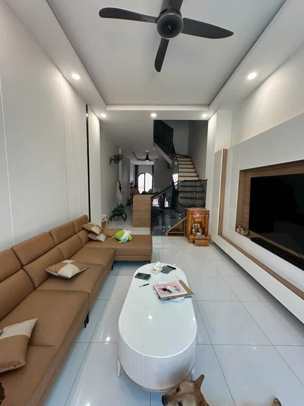 Bán nhà 1 trệt 2 lầu 84m² Phường 6 Tân An 4 tỷ 2