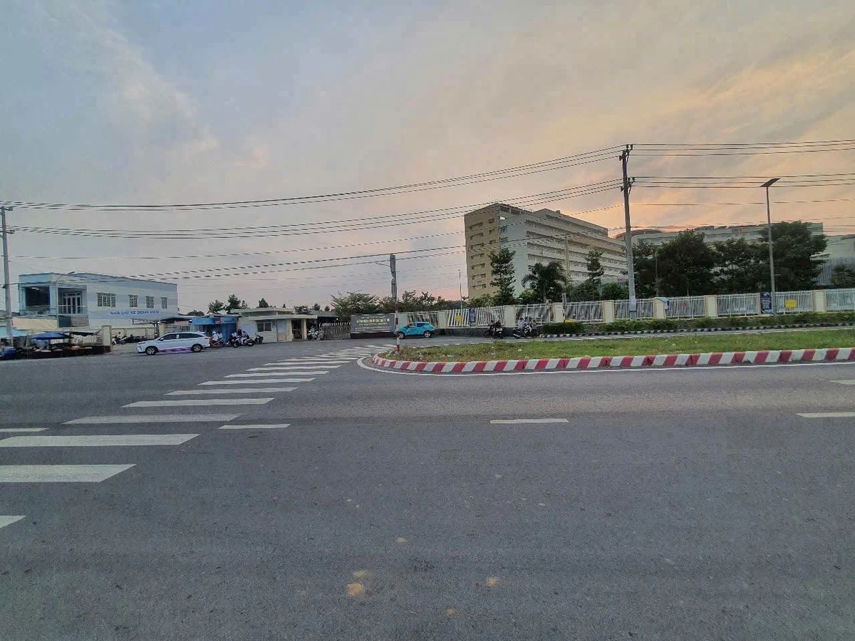 Bán đất ODT 2.233m² mặt tiền Nguyễn Đáng, Trà Vinh - Ảnh thu nhỏ 4