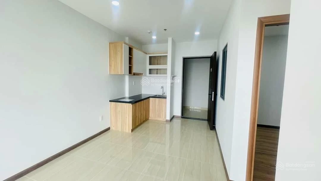 Bán căn 2PN 2WC Bcons Plaza, cả 2 phòng ngủ đều có cửa sổ thoáng, giá 2tỷ330, hỗ trợ vay tối đa - Ảnh thu nhỏ 2