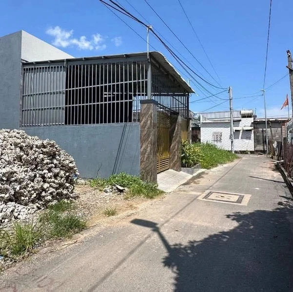 Nhà mới 91m² 3 phòng ngủ sân ô tô Biên Hòa 1,85 tỷ viralfacebook