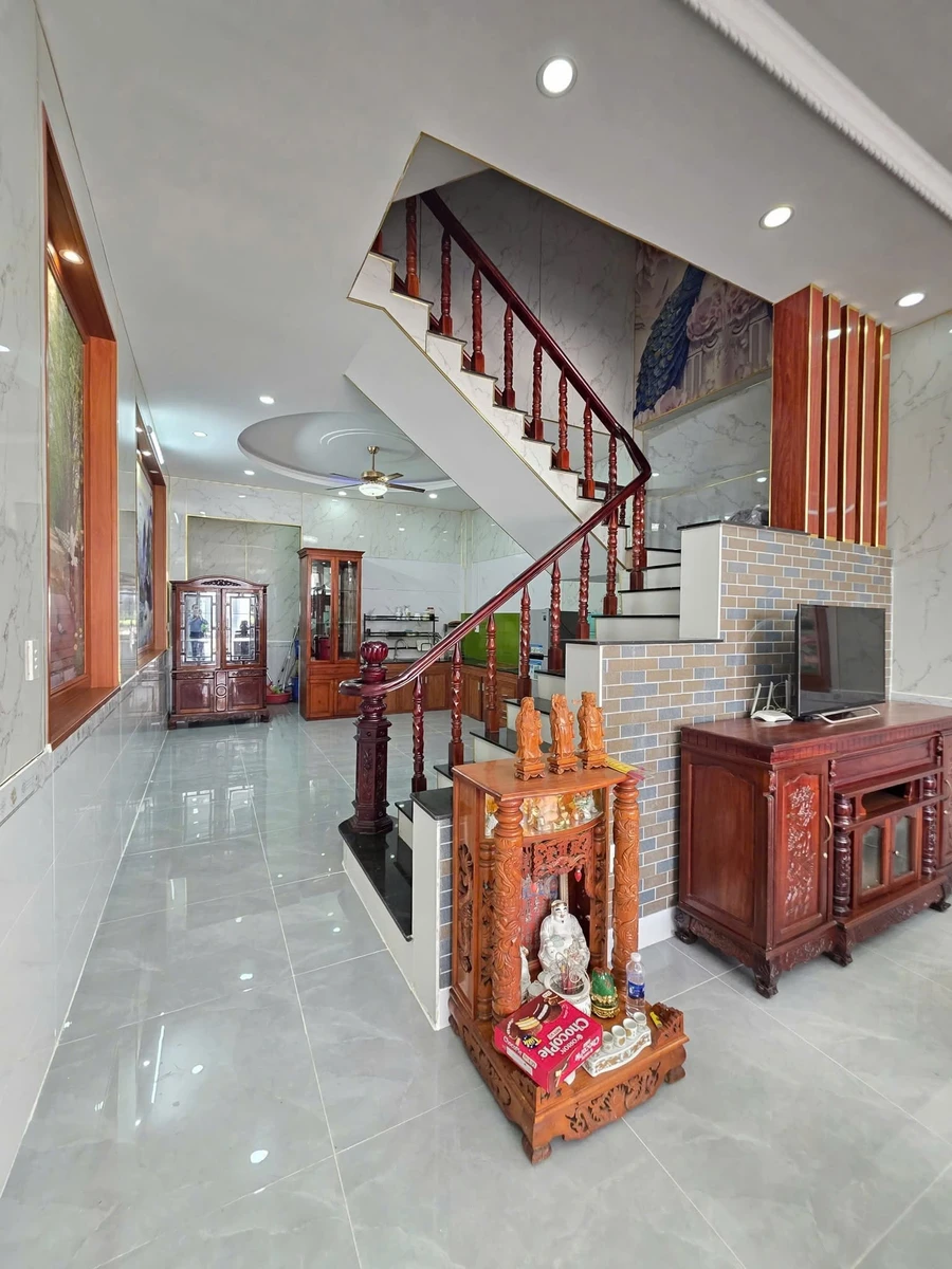 Bán nhà 2 lầu 72,6m2 5,9 tỷ Tân Đông Hiệp - Ảnh thu nhỏ 4