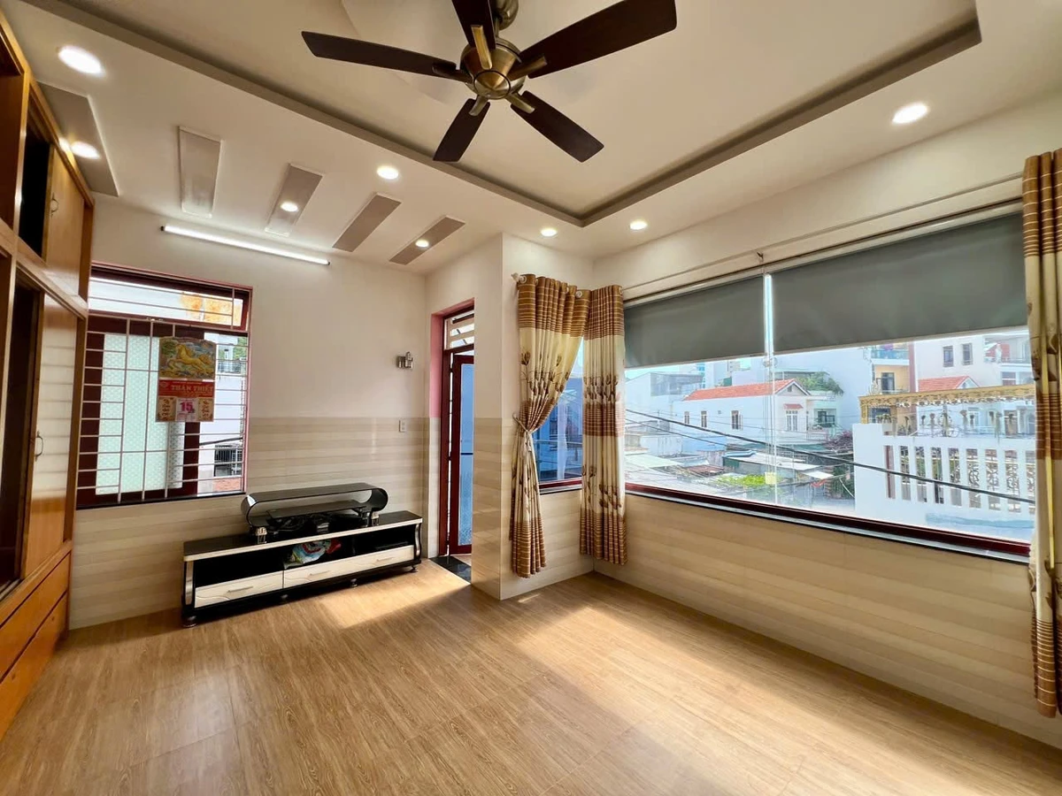 Bán nhà 3 tầng 50m² Vĩnh Hoà Nha Trang - Ảnh thu nhỏ 3