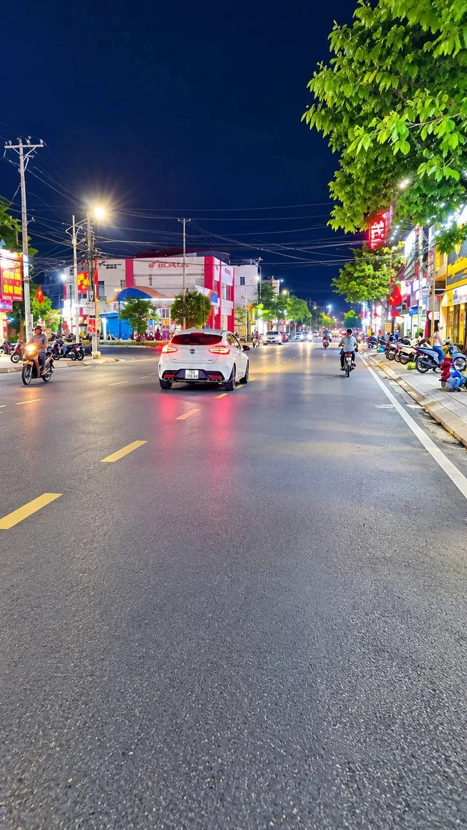 Bán nhà mặt phố 3 tầng 68m2 tại ngã 3 thị trấn An Lão, view hồ, giá hơn 10 tỷ - Ảnh thu nhỏ 2