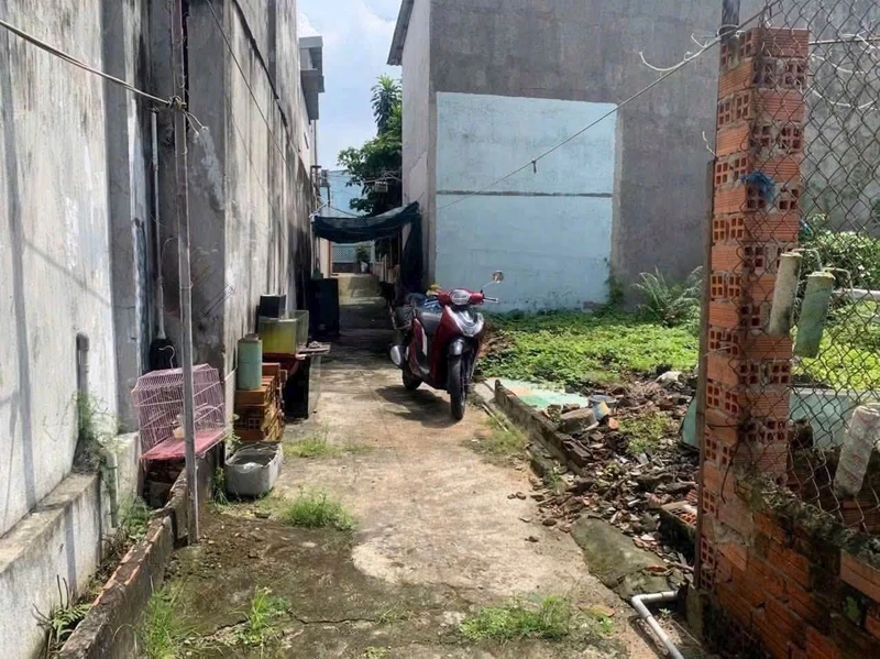 Bán đất Lái Thiêu 136m2, ngang 8m, 2 tỷ 5